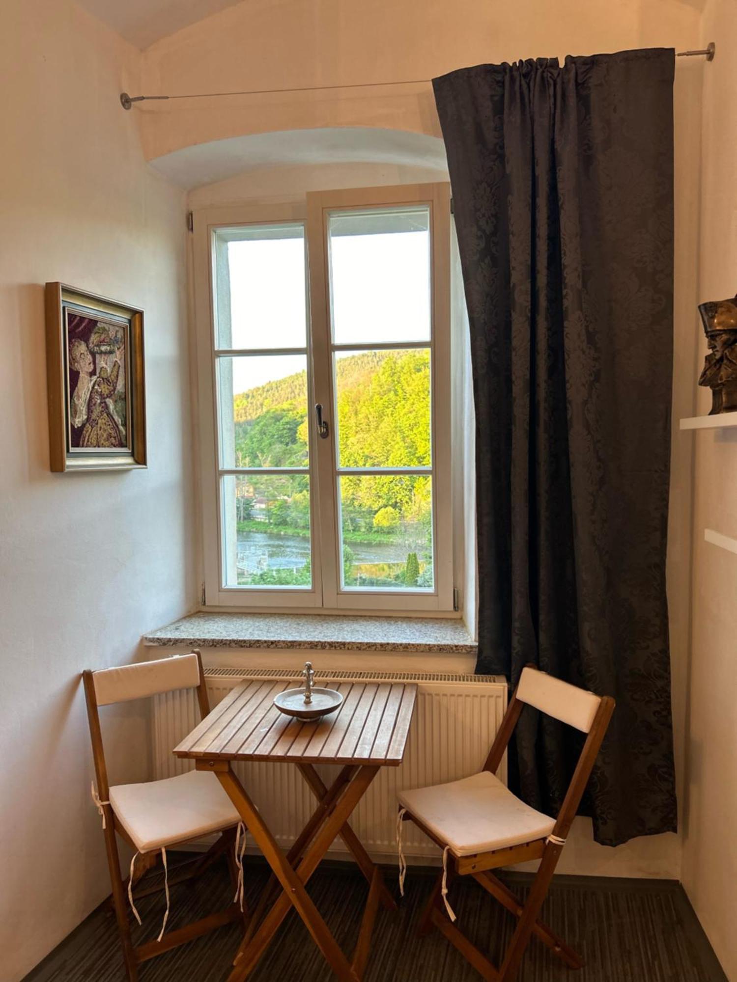 Appartement Rezidence Napoleon à Loket Extérieur photo